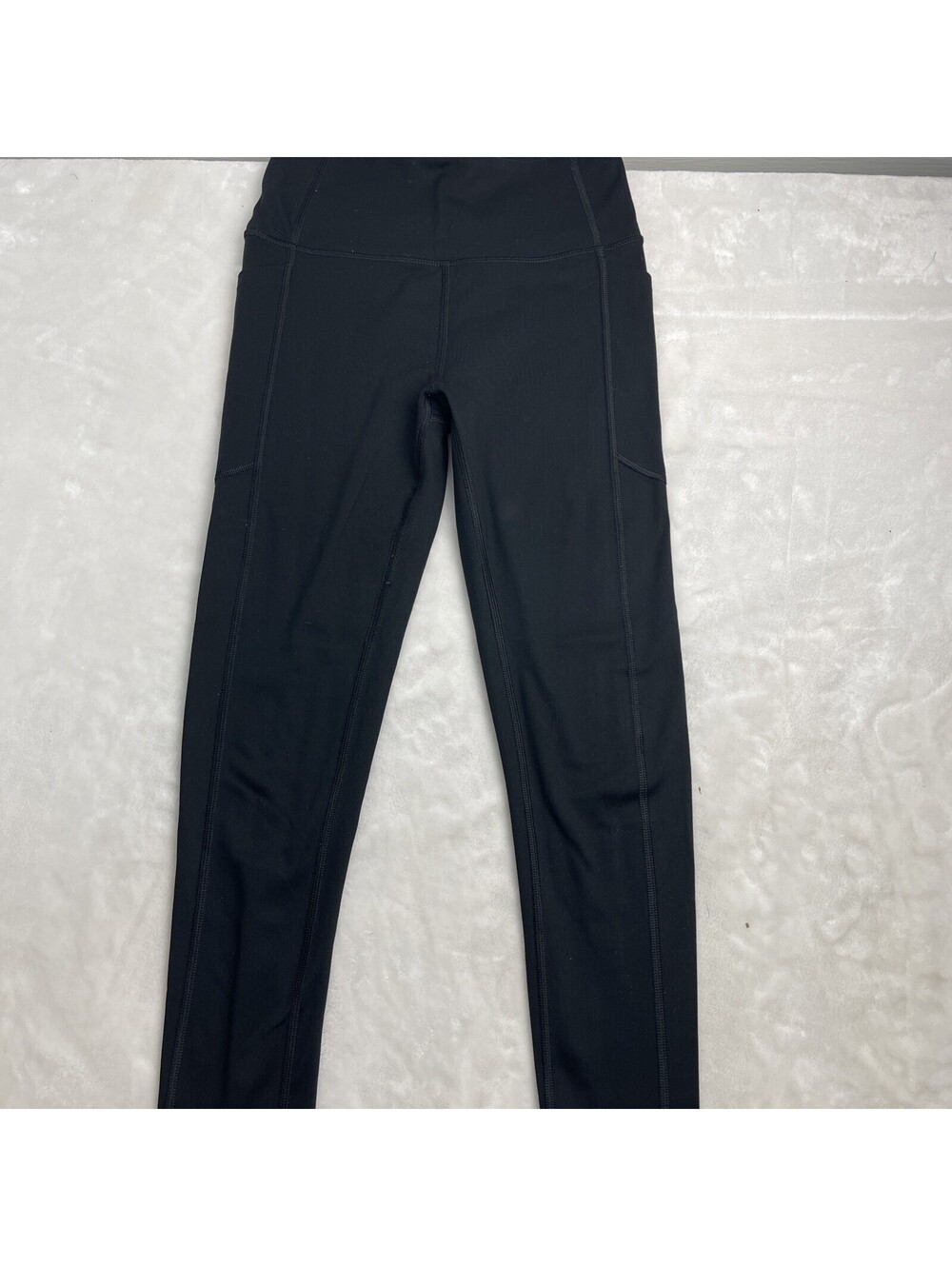 Victoria’s Secret Activewear Leggings Gym Black Two Side Pocket Size 2
